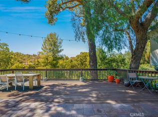 20954 Marmora St, Woodland Hills, CA 91364