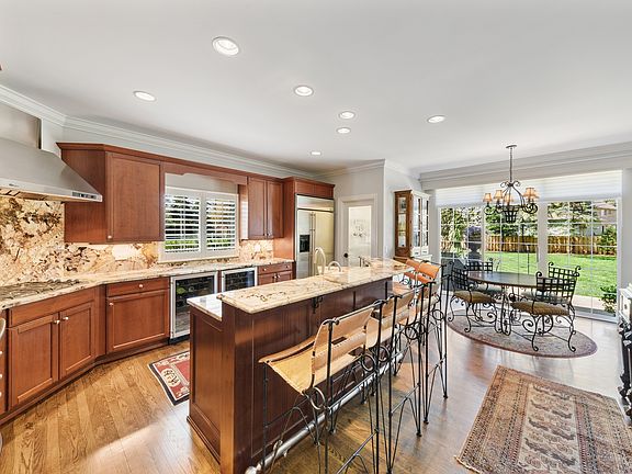 3rd image of 964 S Scarsdale Ct