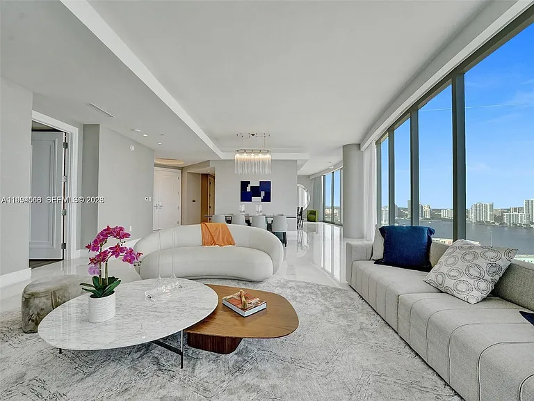 17901 Collins #2301 — Photo 3