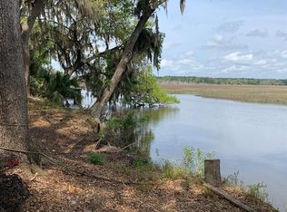 1 Earle St, Midway, GA 31320