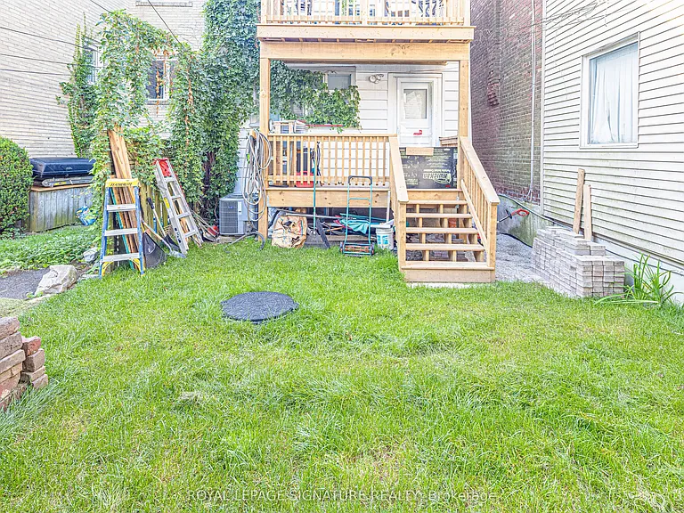 20 Kewbeach Ave #LANEWAY UPPER — Photo 14