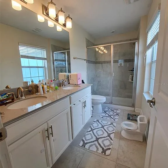 11902 Architecture Aly — Photo 6