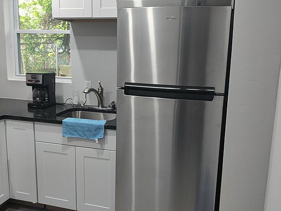3rd image of 3149 N Carlisle St #1