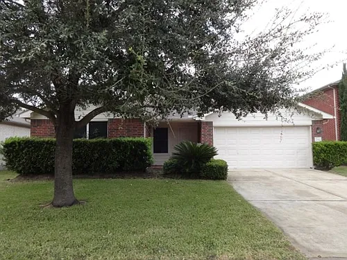 20322 Linden Tree Dr Photo 1