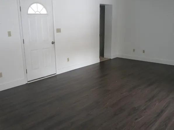 422 Main St, White Sulphur Springs, WV