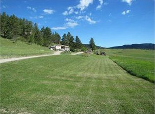 41 Valley View Dr, Newcastle, WY 82701