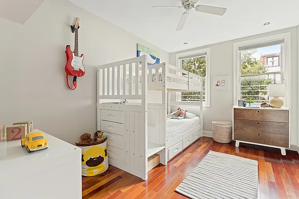 Sold by Compass | media 9