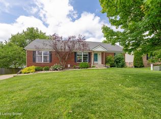 1241 Cottonwood Ct, Simpsonville, KY 40067
