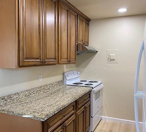 5th image of 1143 Ayala Dr APT 1