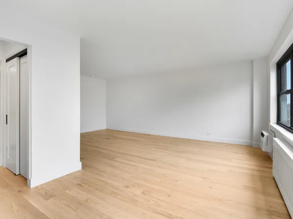 185 West End Avenue image 11 of 19