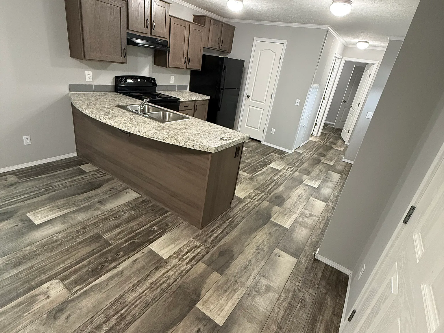 2 bed, 640 sqft, $1,100 — Photo 2