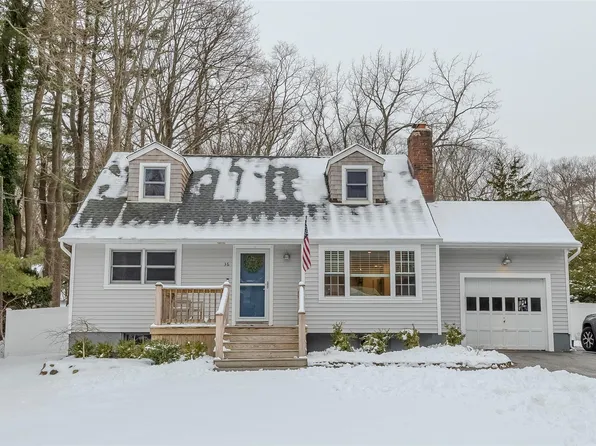 36 Old Post Road, East Setauket, NY 11733