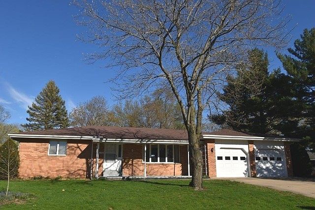 1st image of 1102 N Bailey Dr