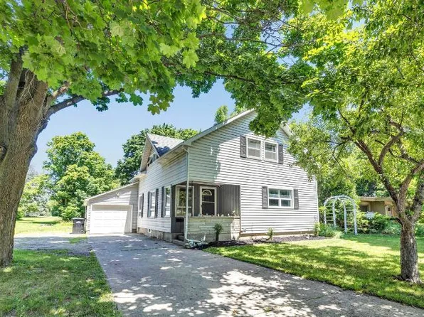 1112 Michigan St, Sturgeon Bay, WI 54235
