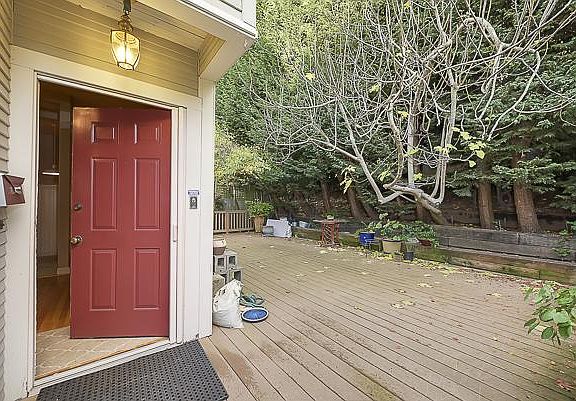 2nd image of 518 Federal Ave E #B