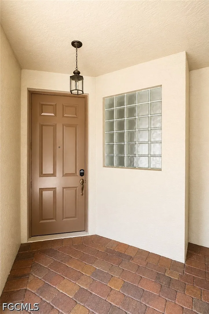 3 bed, 2.5 bath, 1794 sqft, $1,950 — Photo 4