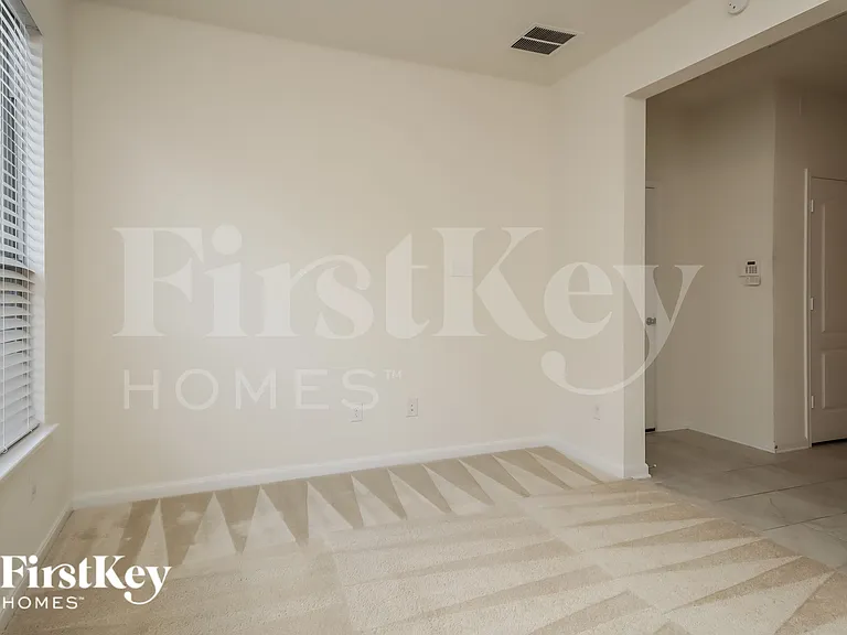 22211 Davenport Downs Ln — Photo 12