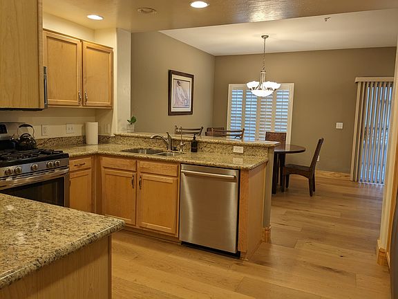 5th image of 19700 N 76th St APT 1019