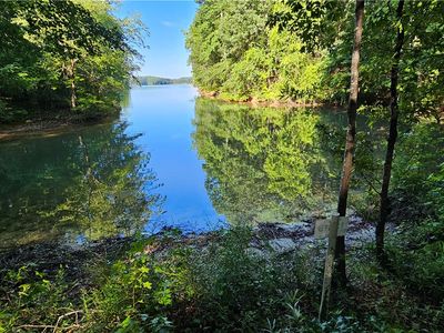 184 Seminole Point Rd, Fair Play, SC, 29643