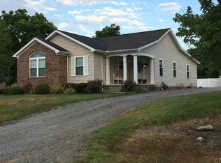 107 N Kelsey St, Sturgis, KY 42459