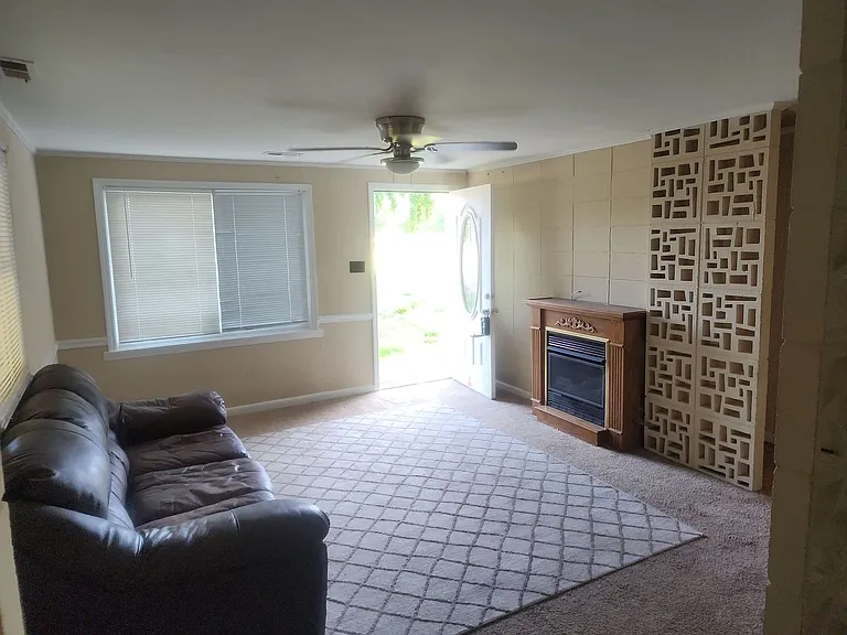 6228 Watkins Rd — Photo 9