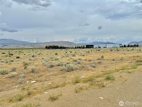 3rd image of 26 Old Riverside A Highway