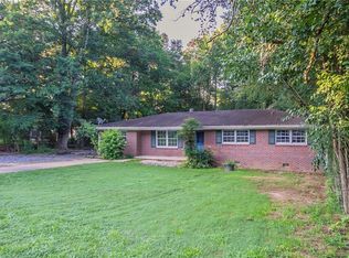 310 Samaritan Dr, Cumming, GA 30040