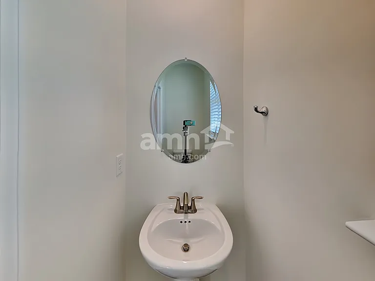 545 Summit View Ln — Photo 7