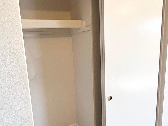 4th image of 501 W Tonopah Dr Unit 4
