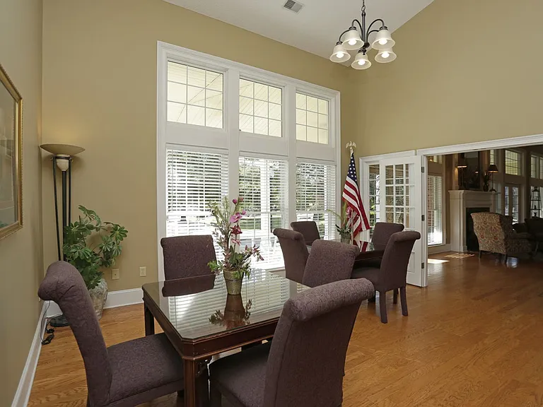 121 Wexford Dr #303 — Photo 23