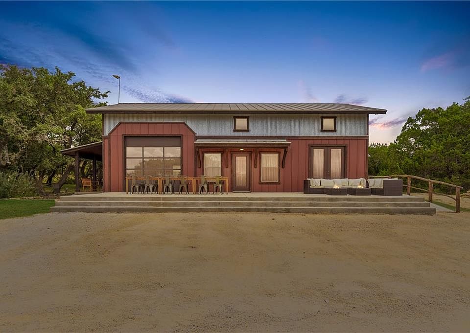 1st image of 511 Wimberley Oaks Dr