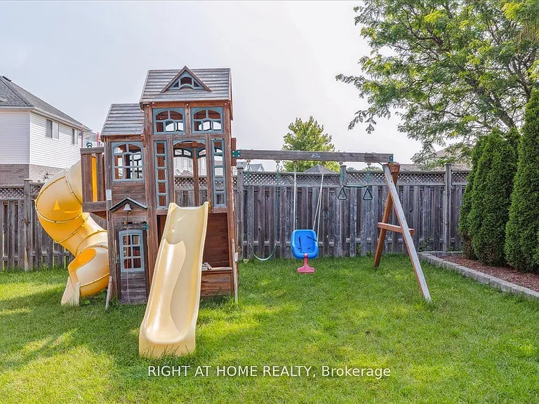 223 Grey Fox Dr — Photo 23