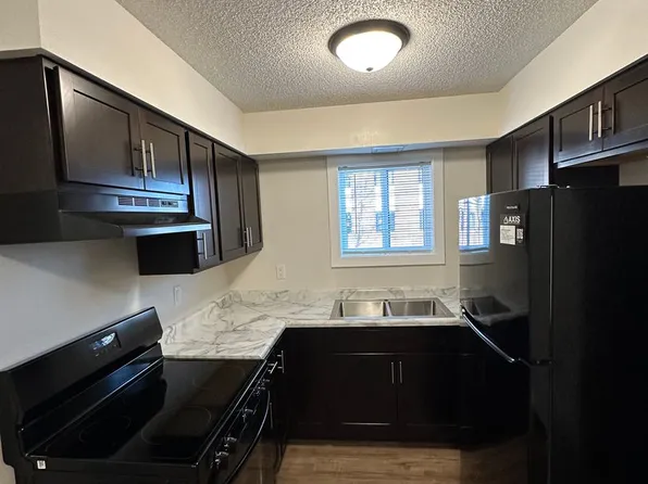 Lantern Park Apartments, 200 12th Ave NE #6, Hampton, IA 50441