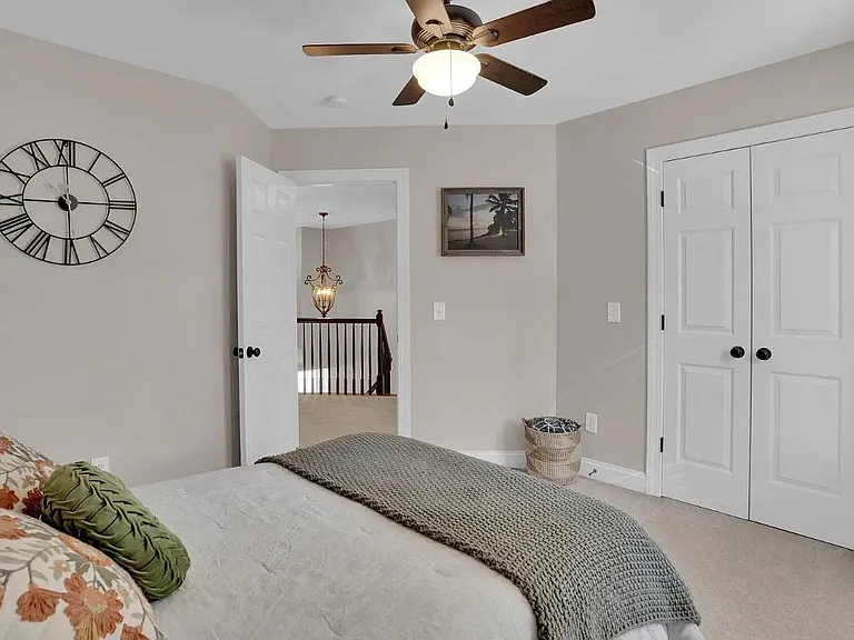 1005 Tarrytown Ln — Photo 26
