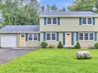 15 Barry Ln, Windsor, CT 06095