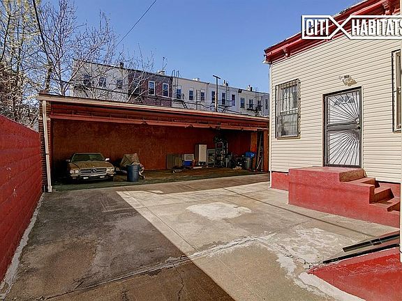 2nd image of 891 Willoughby Ave
