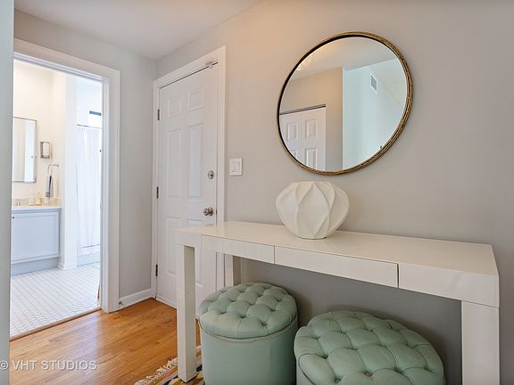 2nd image of 5223 S Drexel Ave APT 3N