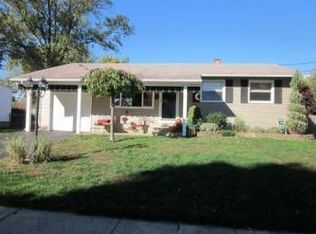 14 Harlington Dr, Hamilton, NJ 08610