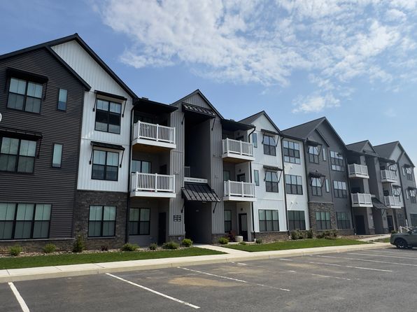 15 Travertine Dr #10-102