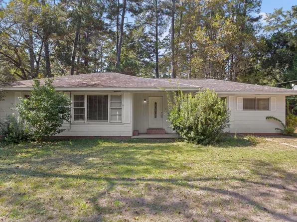 901 Myrtle St, Woodville, TX 75979