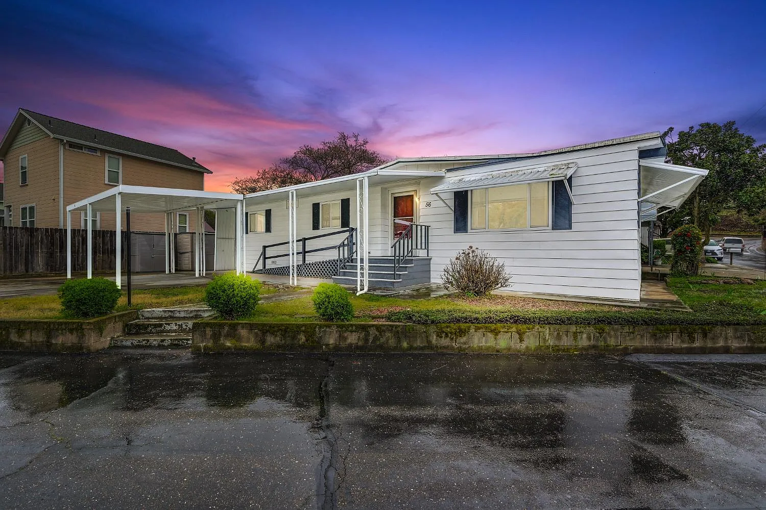 56 Oro Monte photo 1