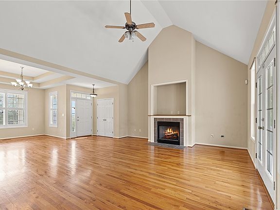 3rd image of 102 Brookstone Way