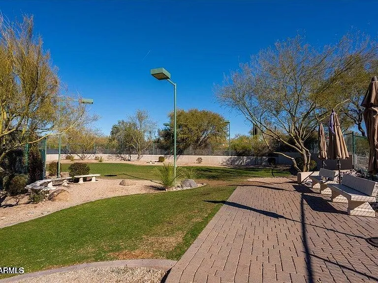 7684 E Balao Dr — Photo 41