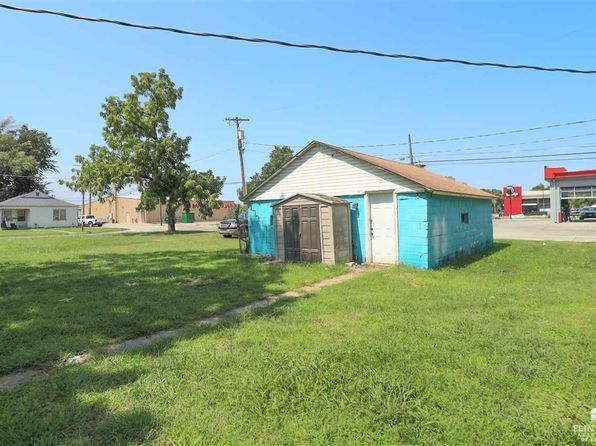 436 W 5th St, Junction City, KS 66441