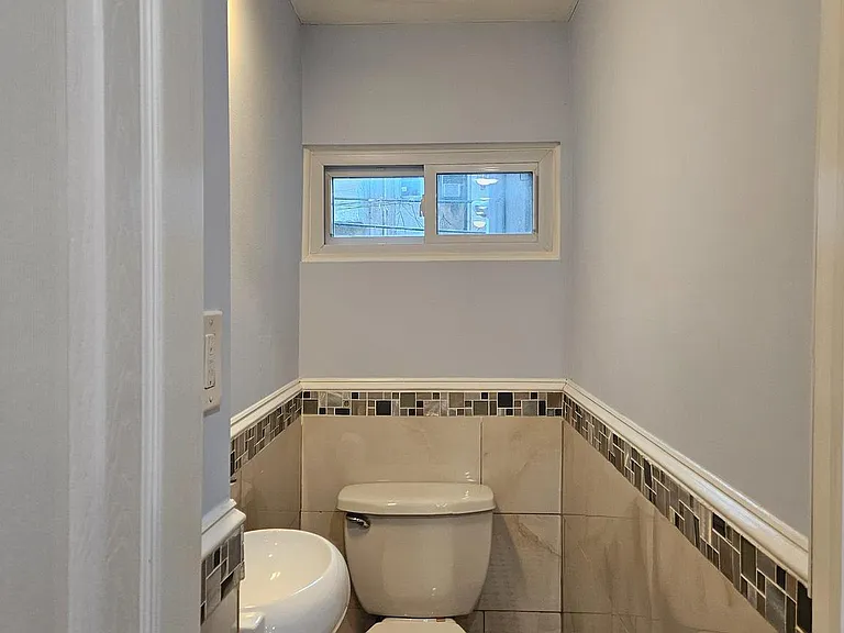 2343 Moore St — Photo 9