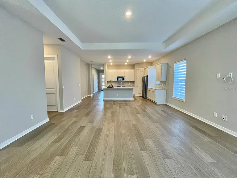 6958 Bridgman St — Photo 4