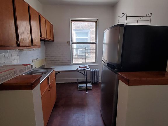 5th image of 1135 Wheeler Ave #4