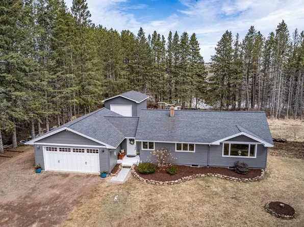 5555 Saint Louis River Rd, Hermantown, MN 55810