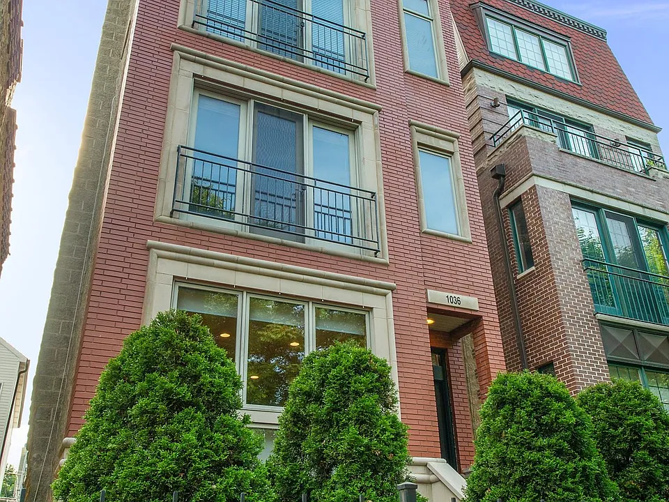 1036 N Wolcott Ave #2