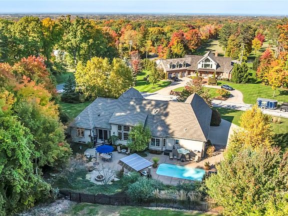 2nd image of 10502 Crooked Stick Dr